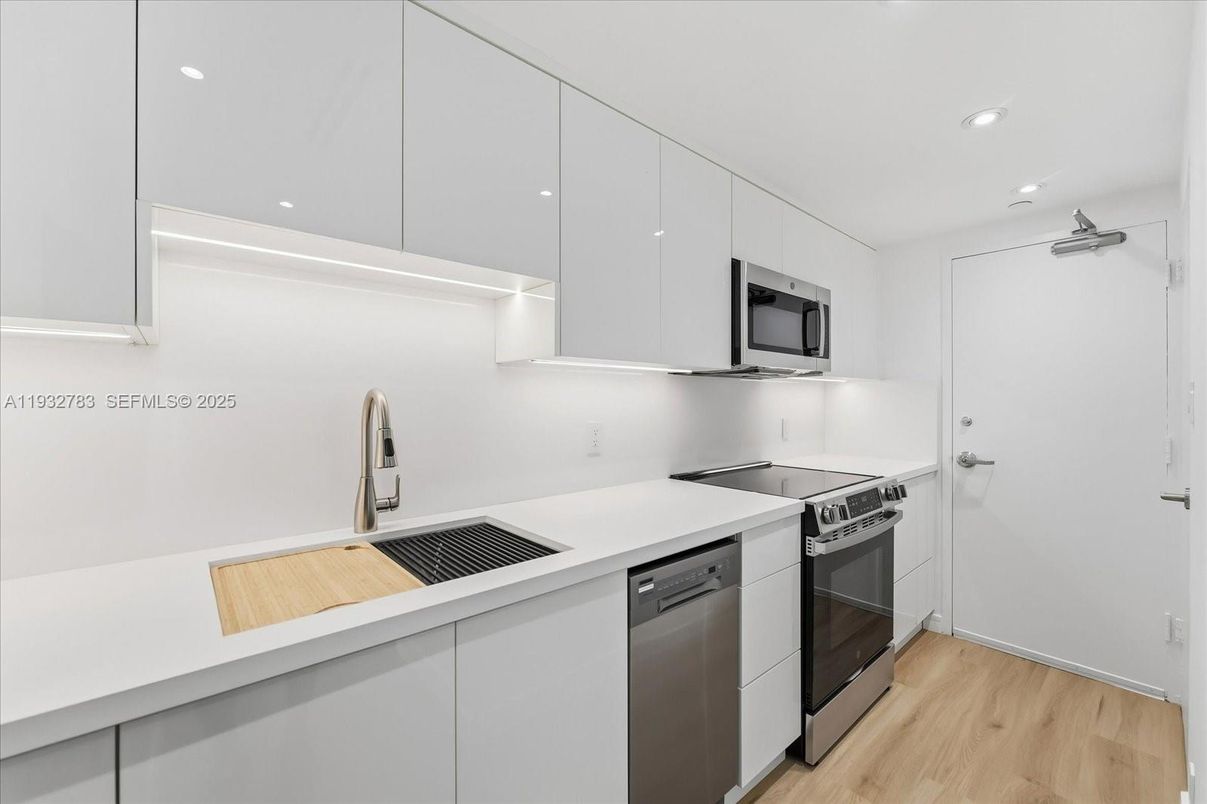 Interior, Kitchen, Recessed Lighting, Stainless Steel Appliances, Wood Texture Flooring