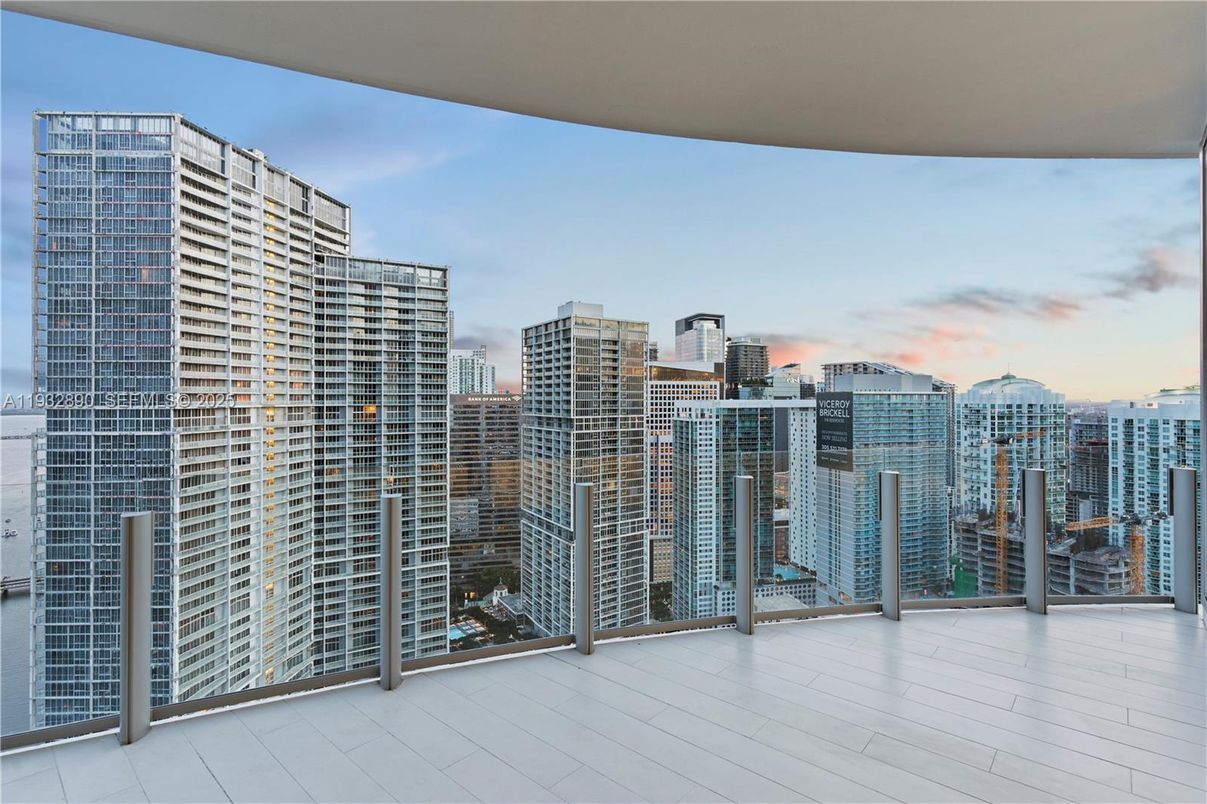 Exterior, Other, Skyline