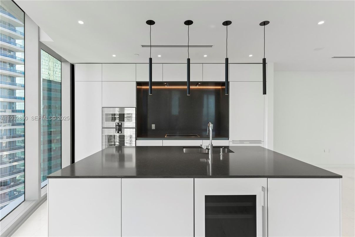 Interior, Kitchen, Pendant Lights, Recessed Lighting