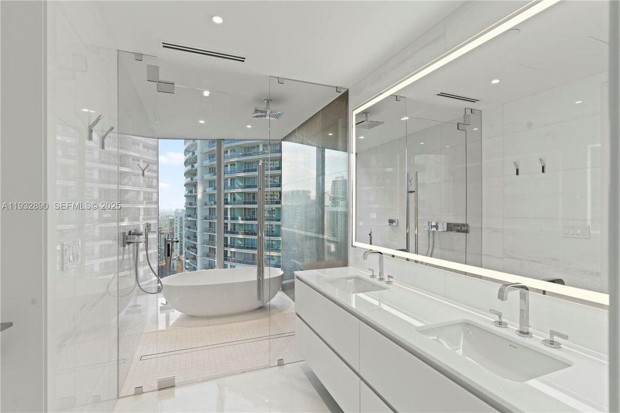Bathroom, Dual Sink Vanities, Free Standing Baths, Glass Shower, Interior, Recessed Lighting