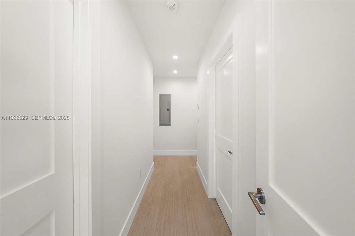 Interior, Recessed Lighting