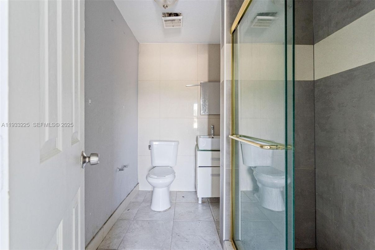 Bathroom, Glass Shower, Interior