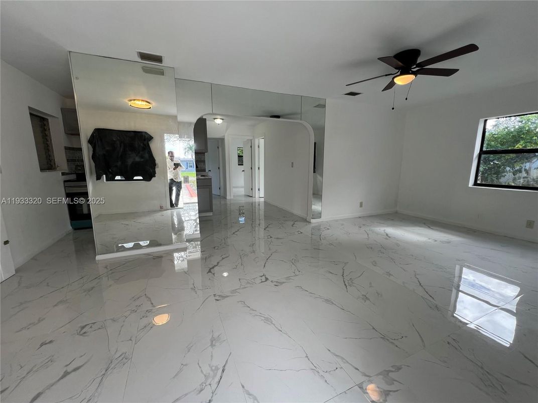 Empty room, Interior, Marble