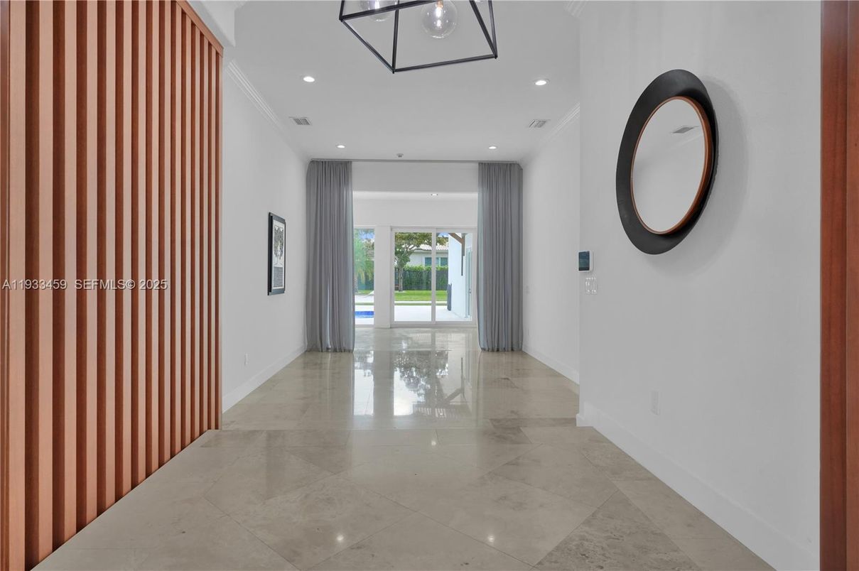 Interior, Recessed Lighting