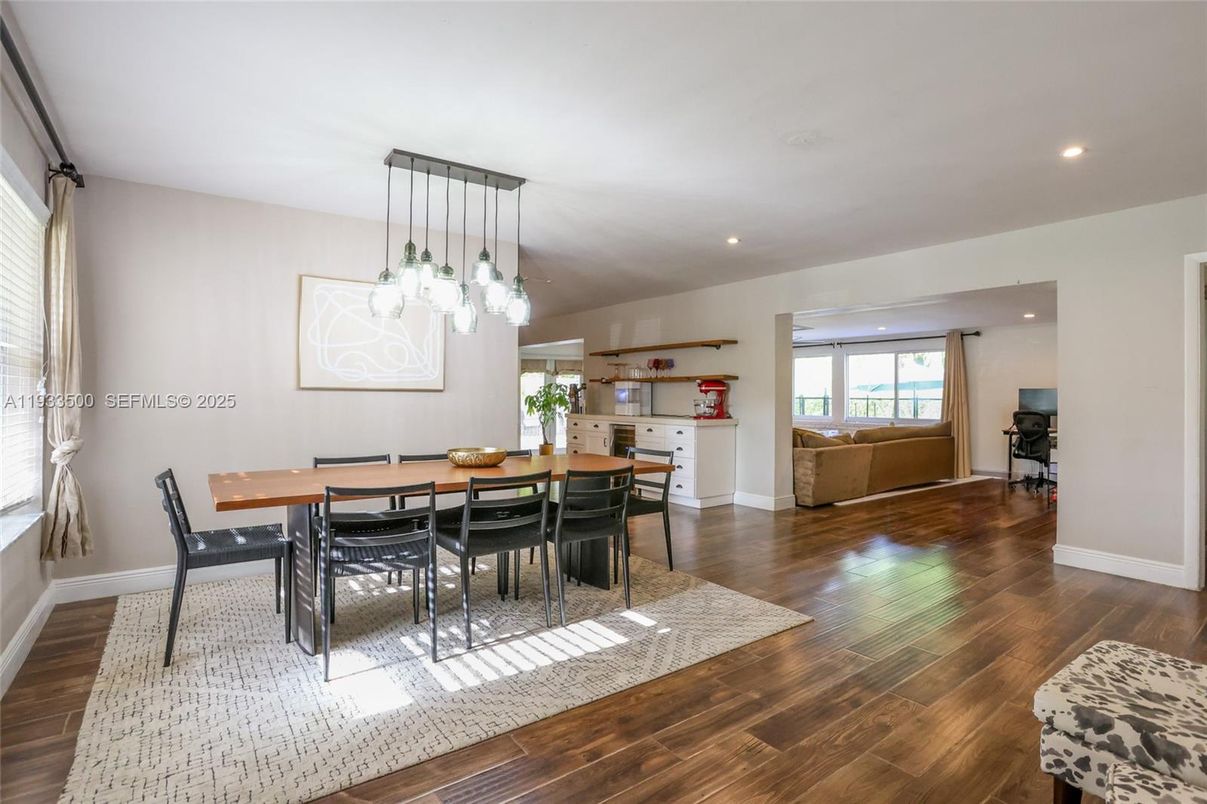 Dining room, Interior, Pendant Lights, Recessed Lighting, Wood Texture Flooring
