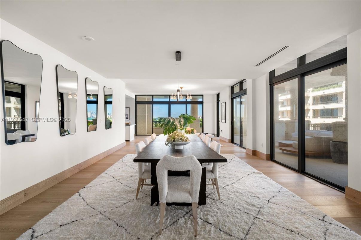 Interior, Living room, Recessed Lighting, Water, Wood Texture Flooring