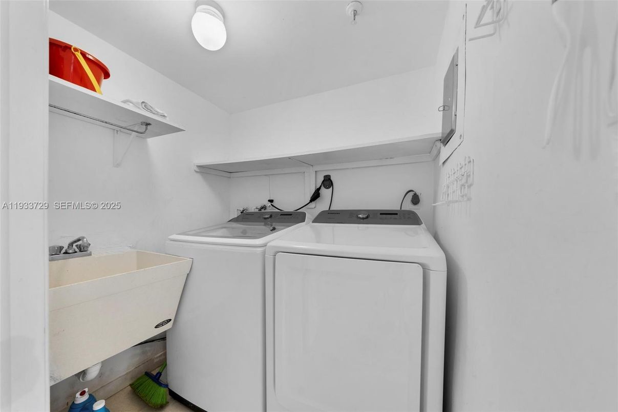 Interior, Utility Closets, Washer