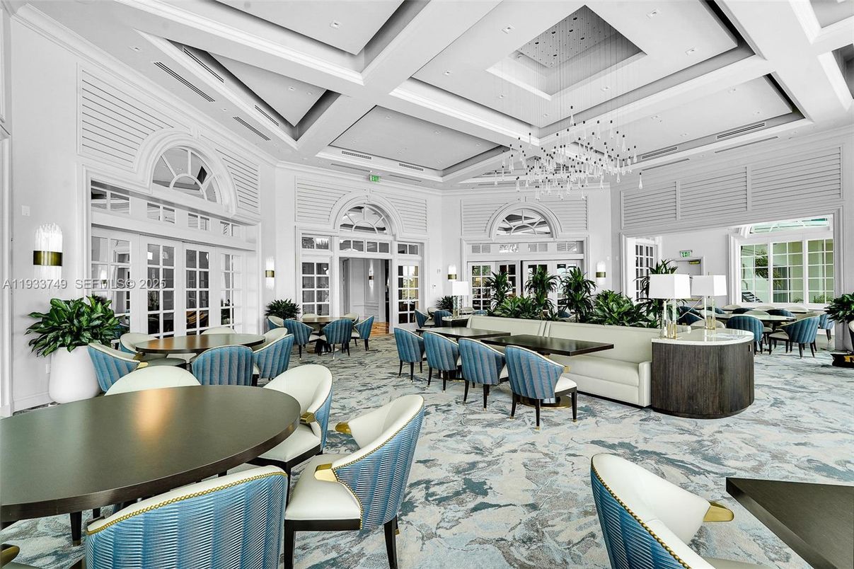 Dining room, Interior, Living room, Recessed Lighting