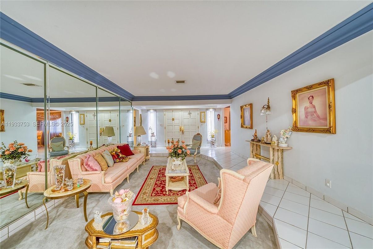 Interior, Living room