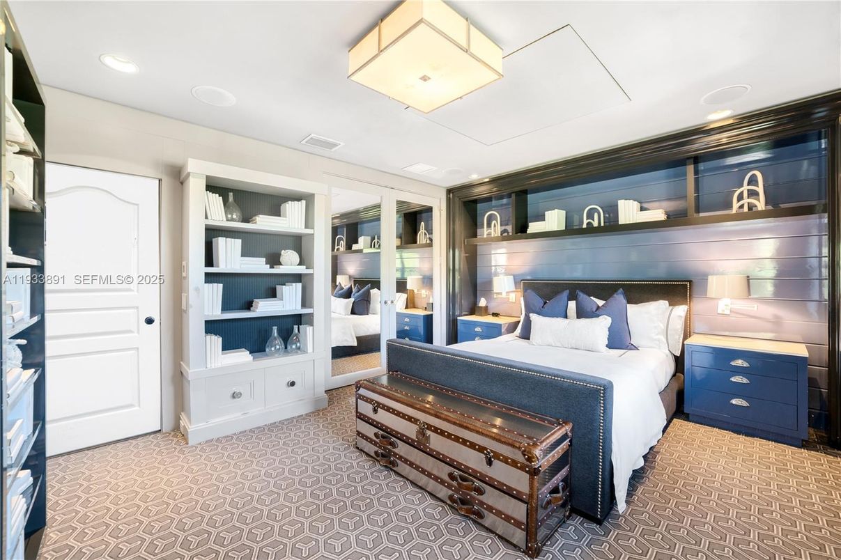 Bedroom, Interior, Recessed Lighting