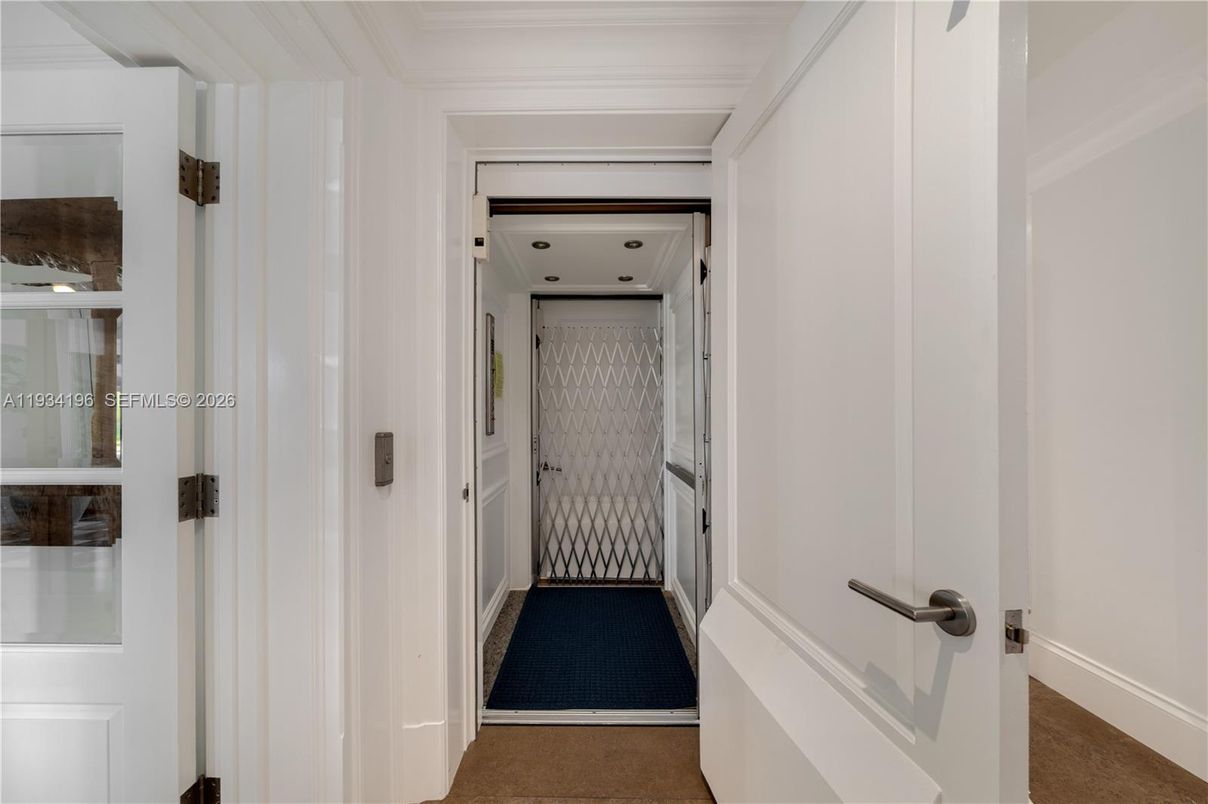 Interior, Recessed Lighting