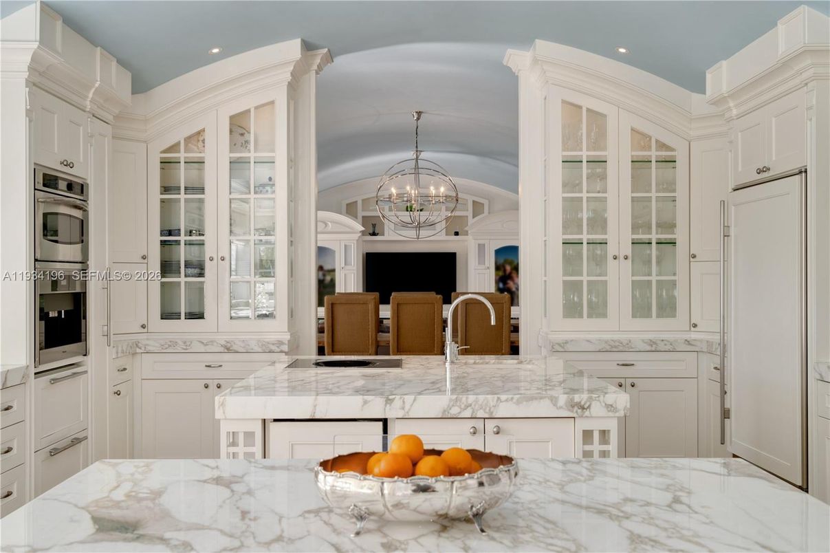 Chandelier, Interior, Kitchen, Marble, Recessed Lighting