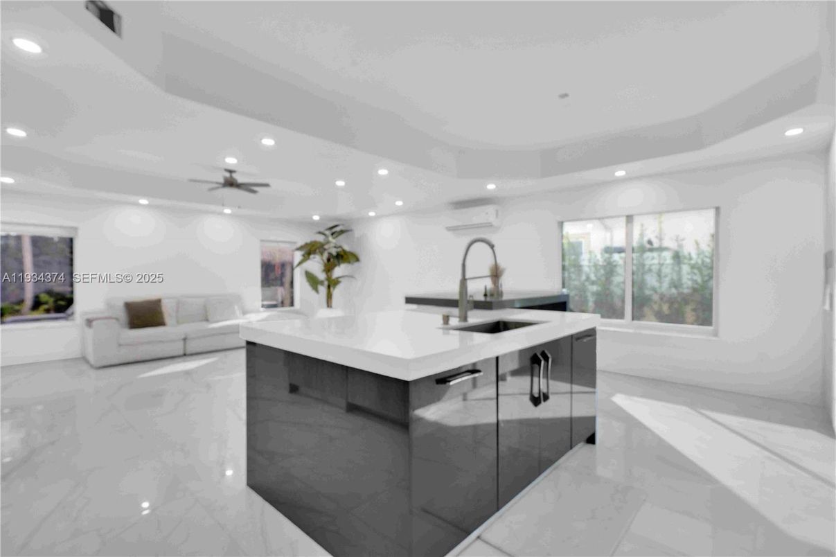 Interior, Kitchen, Marble, Recessed Lighting