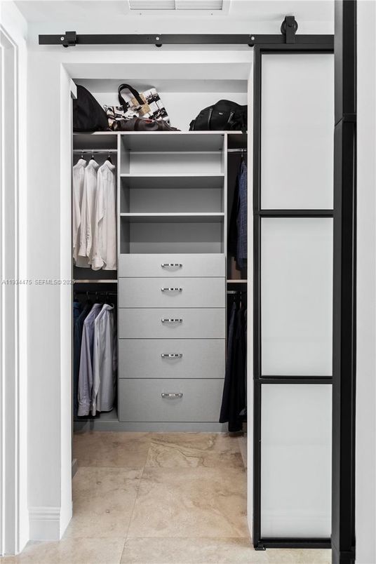 Interior, Walk-in Closets