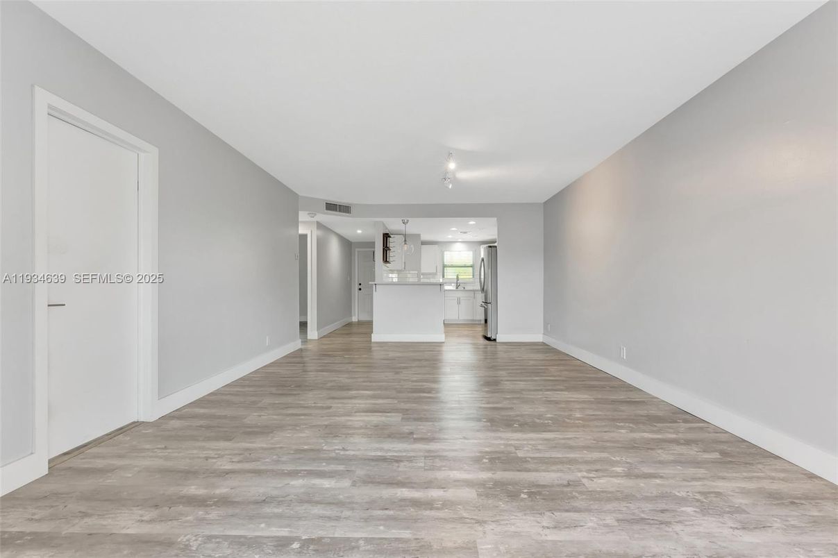 Empty room, Interior, Kitchen, Wood Texture Flooring