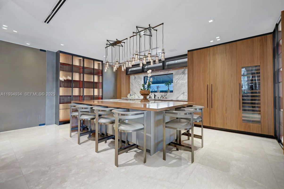 Interior, Pendant Lights, Recessed Lighting, Wooden Walls