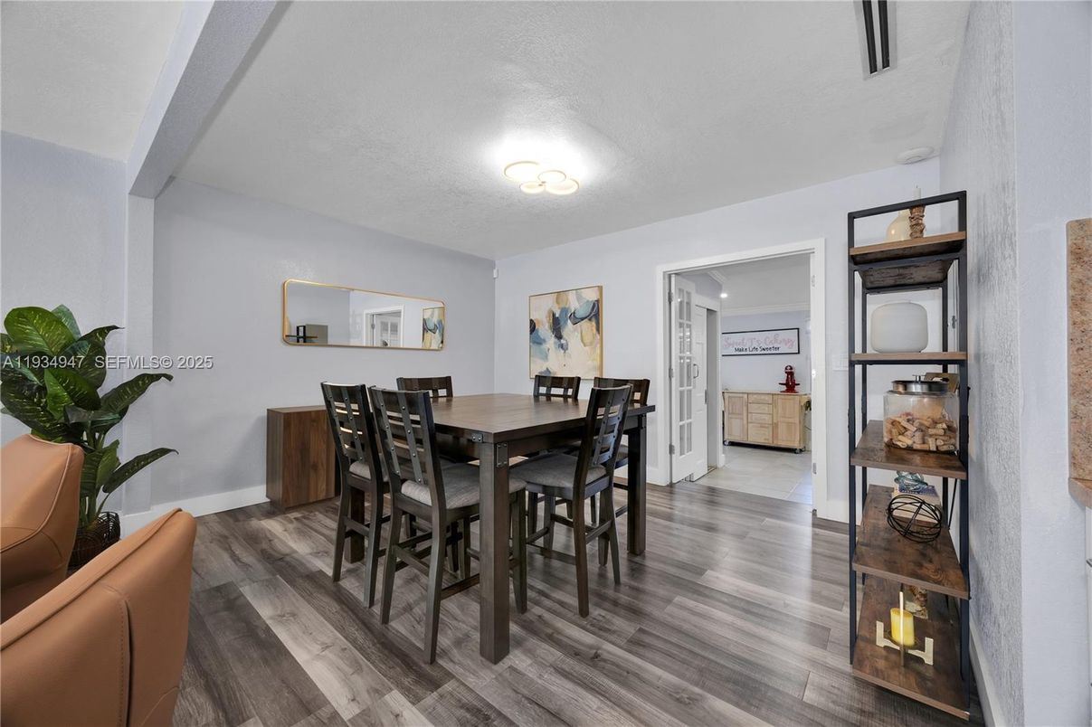 Dining room, Interior, Wood Texture Flooring