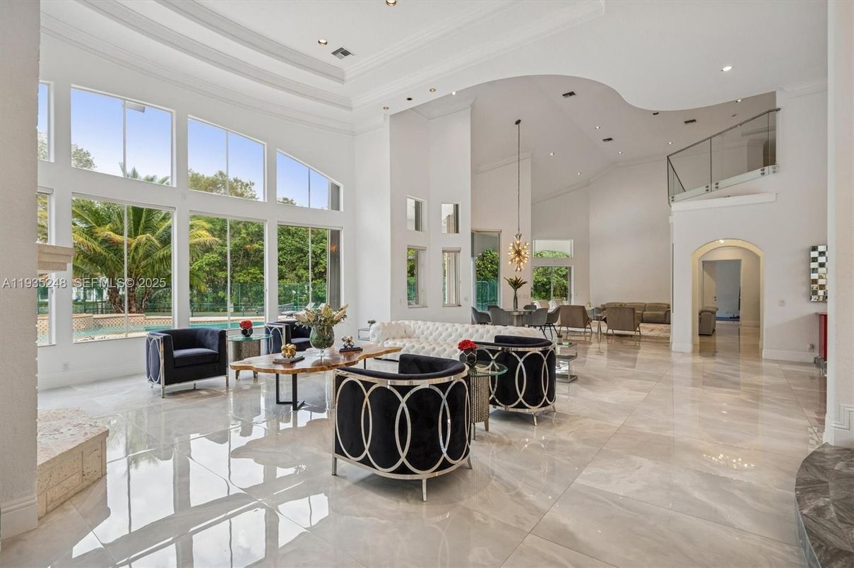 Interior, Living room, Pendant Lights, Recessed Lighting