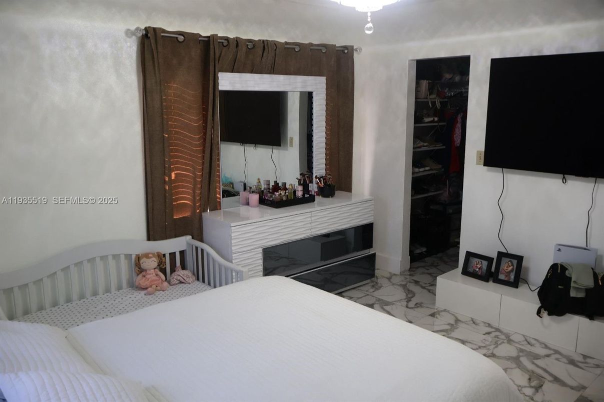 Bedroom, Interior, Marble