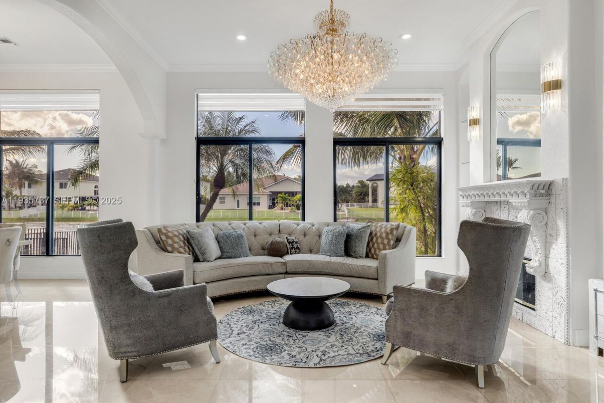 Chandelier, Fireplace, Interior, Living room, Recessed Lighting