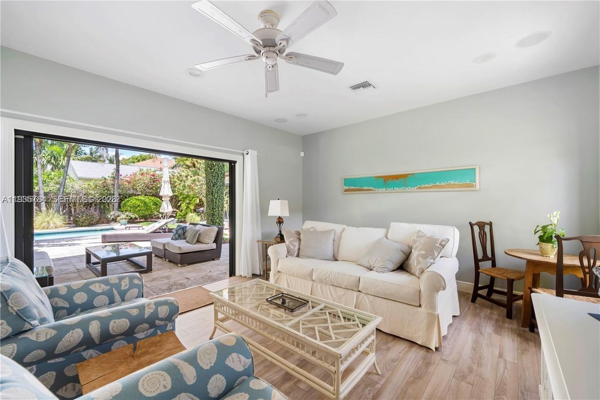 Dining room, Interior, Living room, Wood Texture Flooring