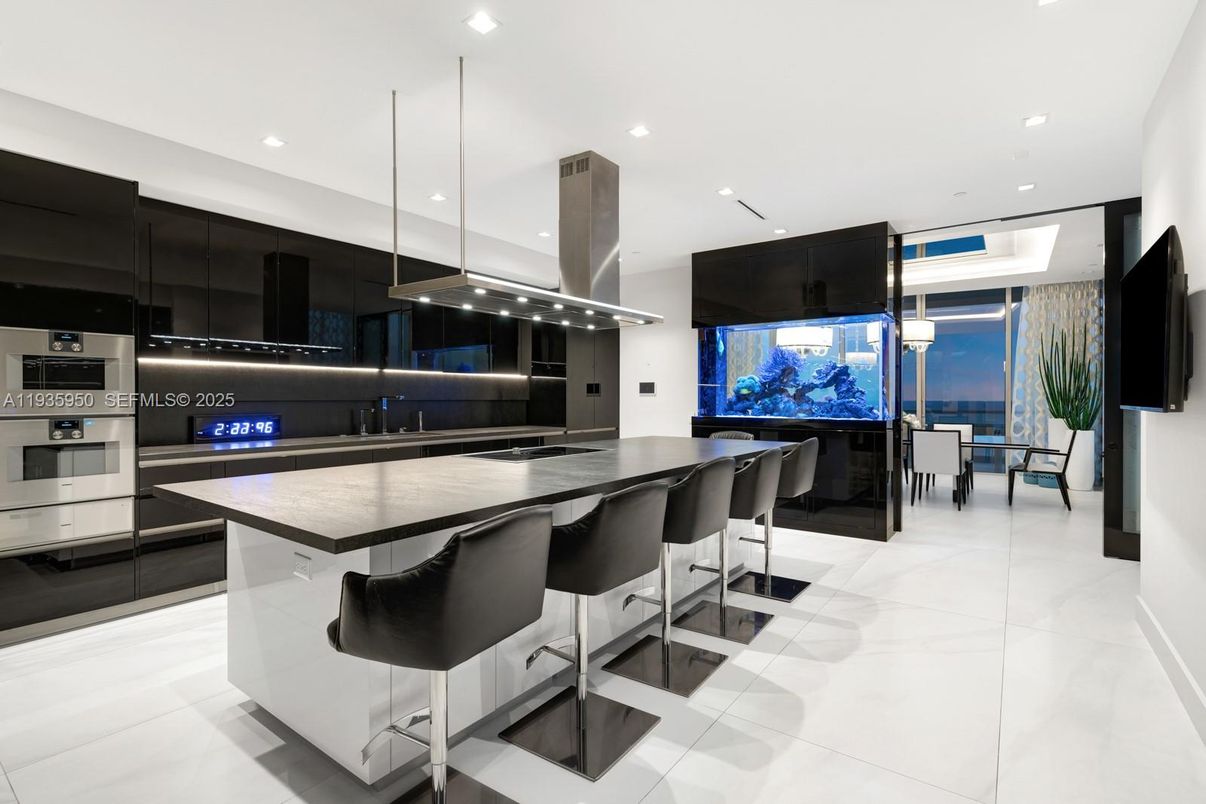 Interior, Kitchen, Pendant Lights, Recessed Lighting, Stainless Steel Appliances, Water