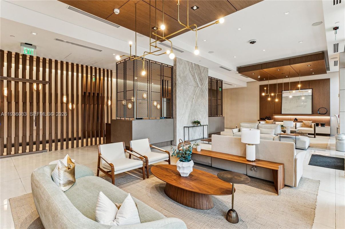 Interior, Living room, Pendant Lights, Recessed Lighting, Wooden Ceilings