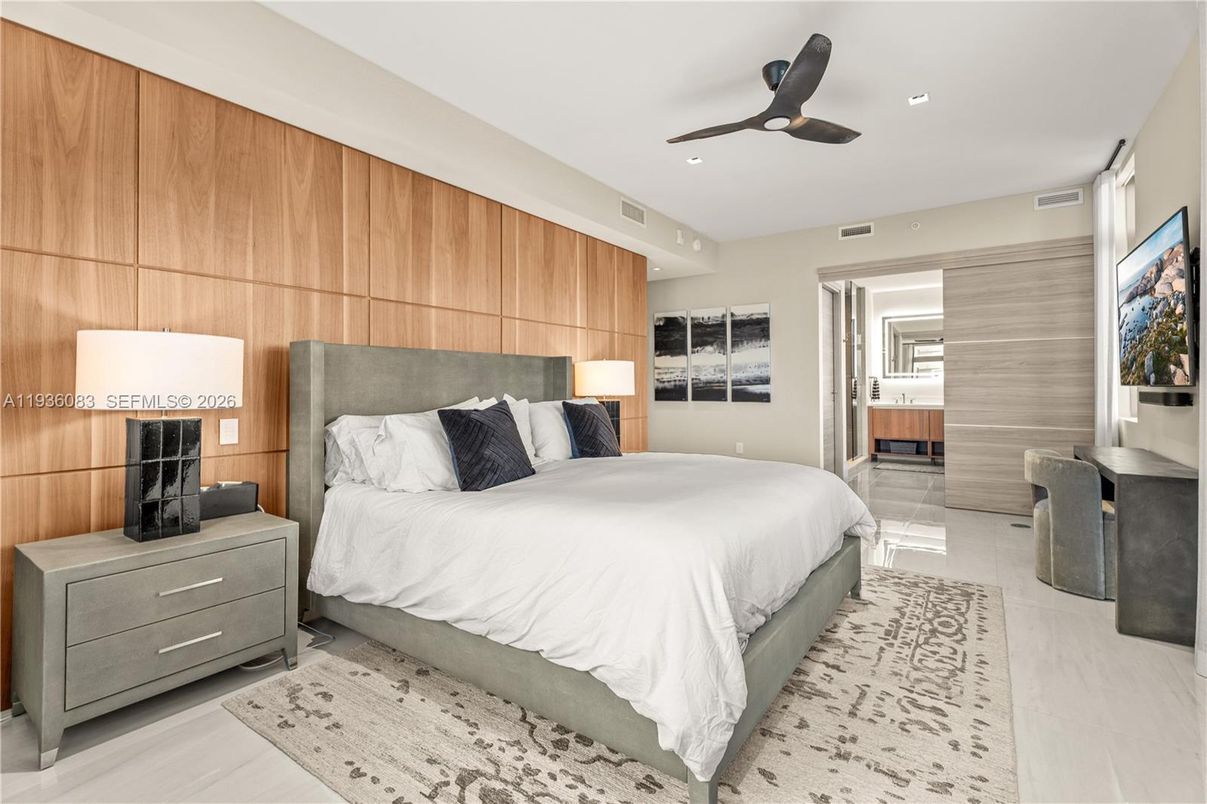 Bedroom, Interior, Recessed Lighting