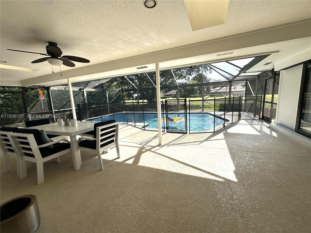Dining room, Glass Ceilings, Interior, Sun Room