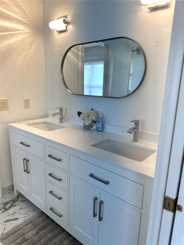 Bathroom, Dual Sink Vanities, Interior, Marble