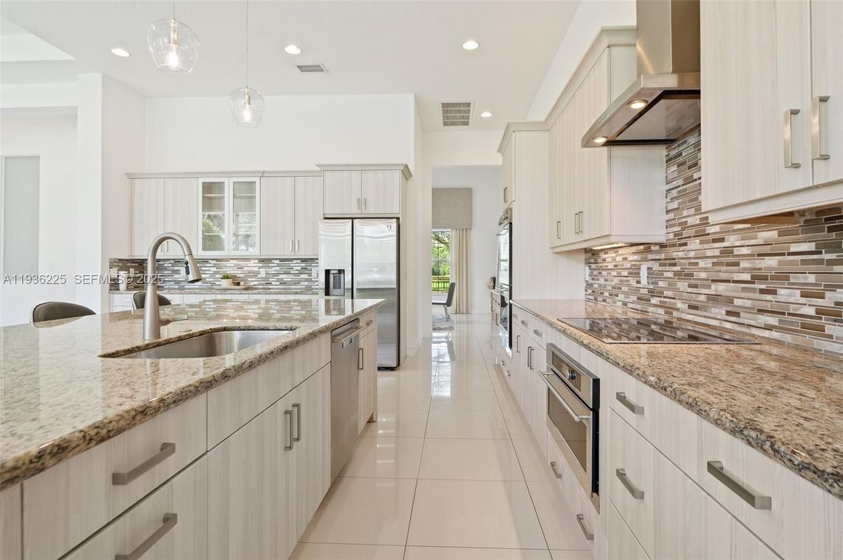 Interior, Kitchen, Pendant Lights, Recessed Lighting, Stainless Steel Appliances