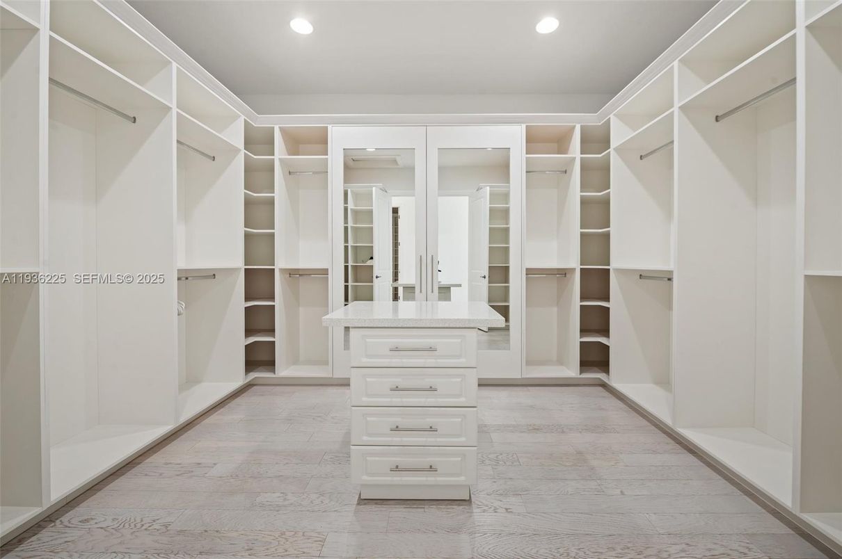 Interior, Recessed Lighting, Walk-in Closets, Wood Texture Flooring