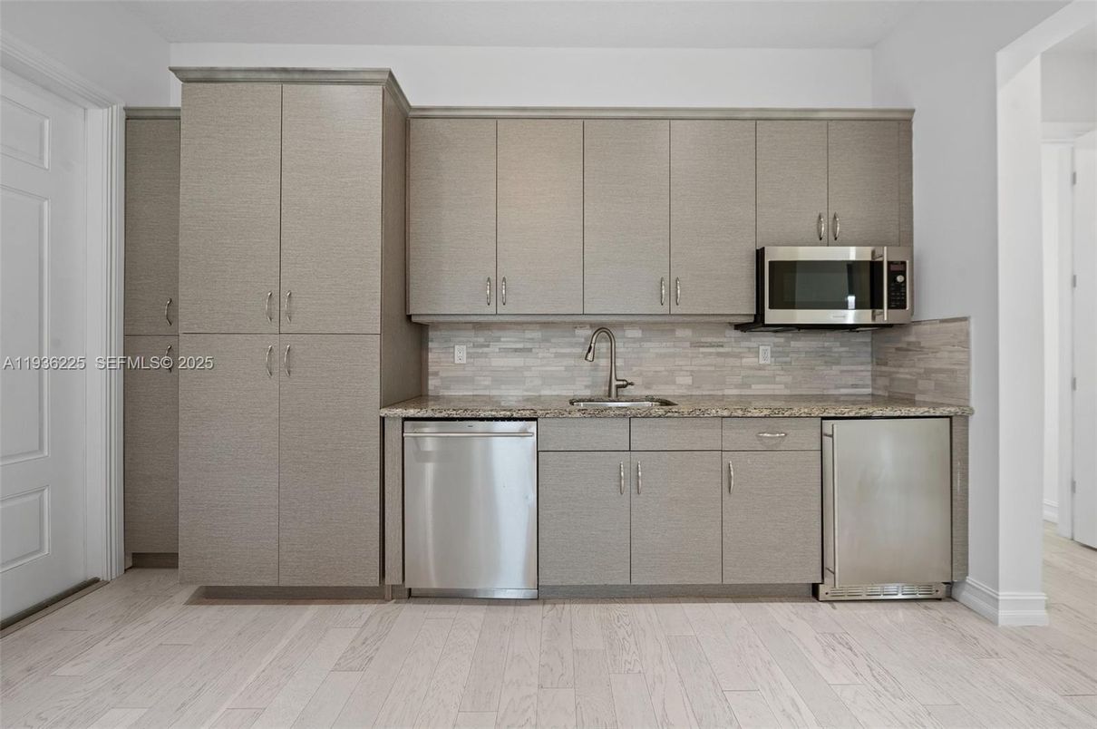 Interior, Kitchen, Stainless Steel Appliances, Wood Texture Flooring