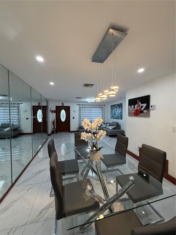 Dining room, Interior, Marble, Pendant Lights, Recessed Lighting