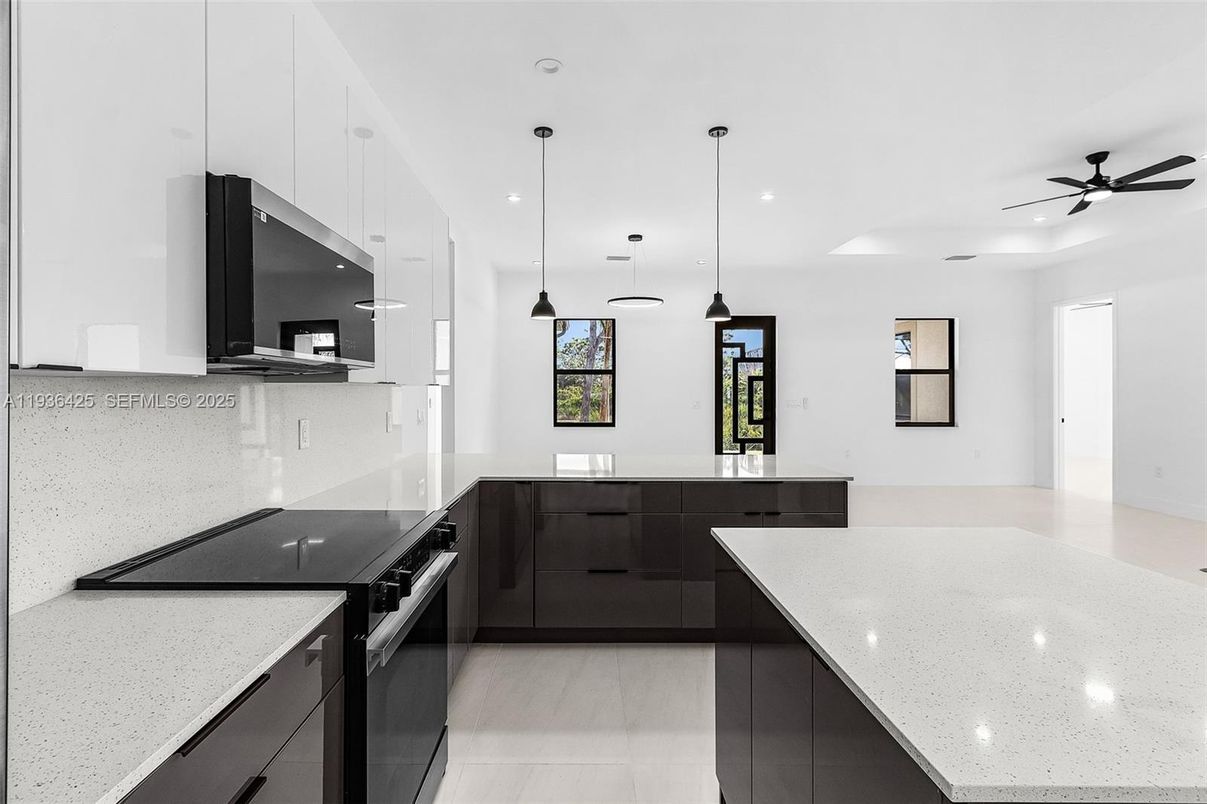 Interior, Kitchen, Pendant Lights, Recessed Lighting
