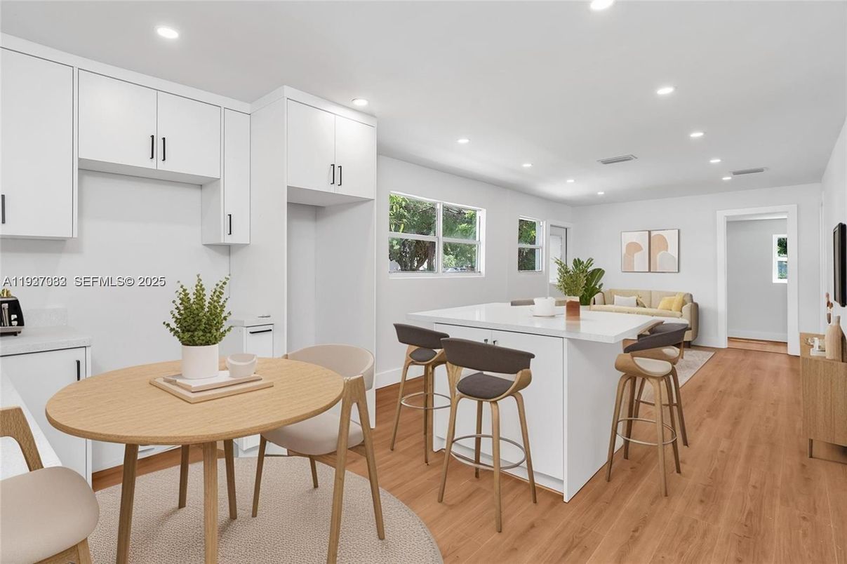 Dining room, Interior, Kitchen, Recessed Lighting, Wood Texture Flooring