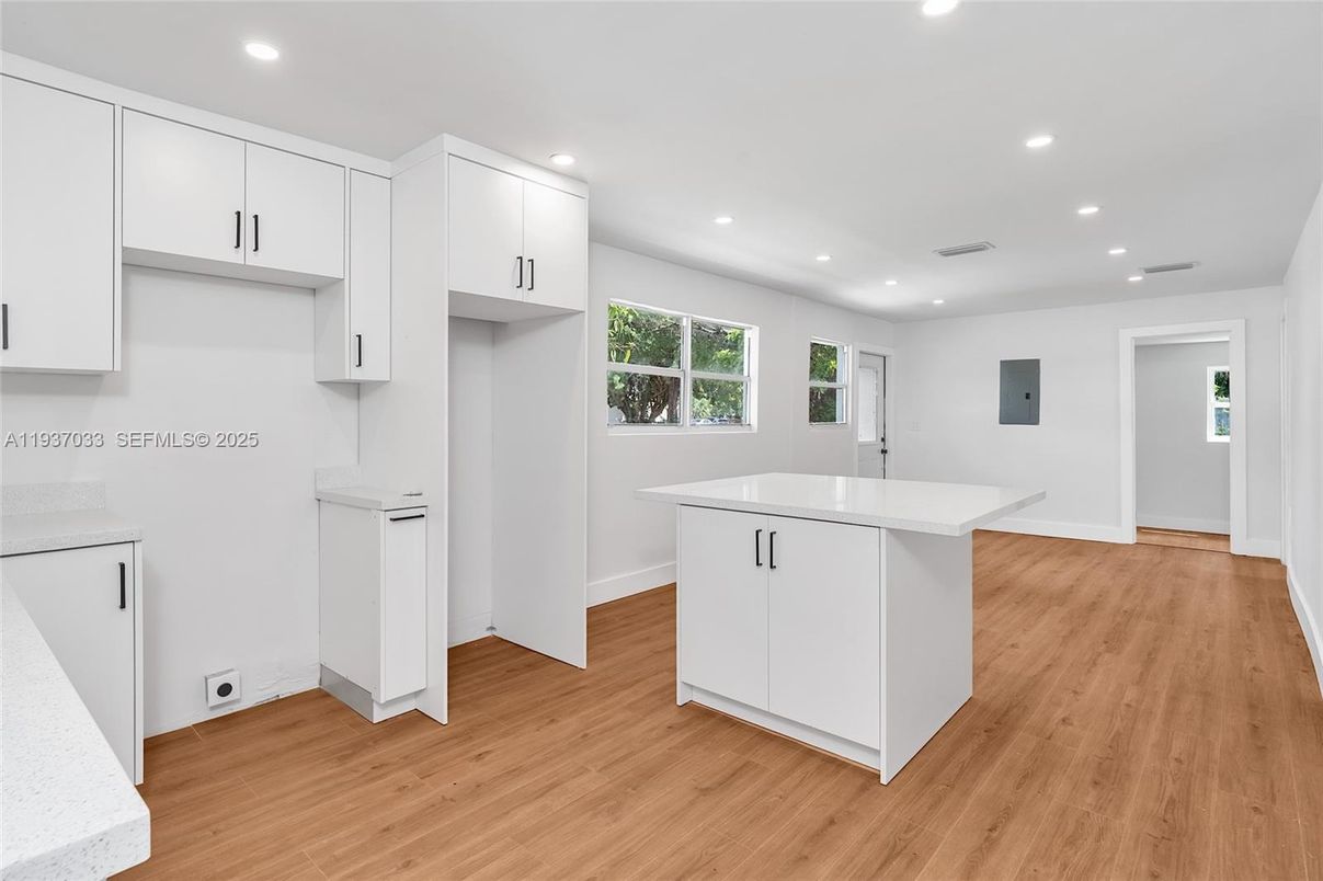 Interior, Kitchen, Recessed Lighting, Wood Texture Flooring