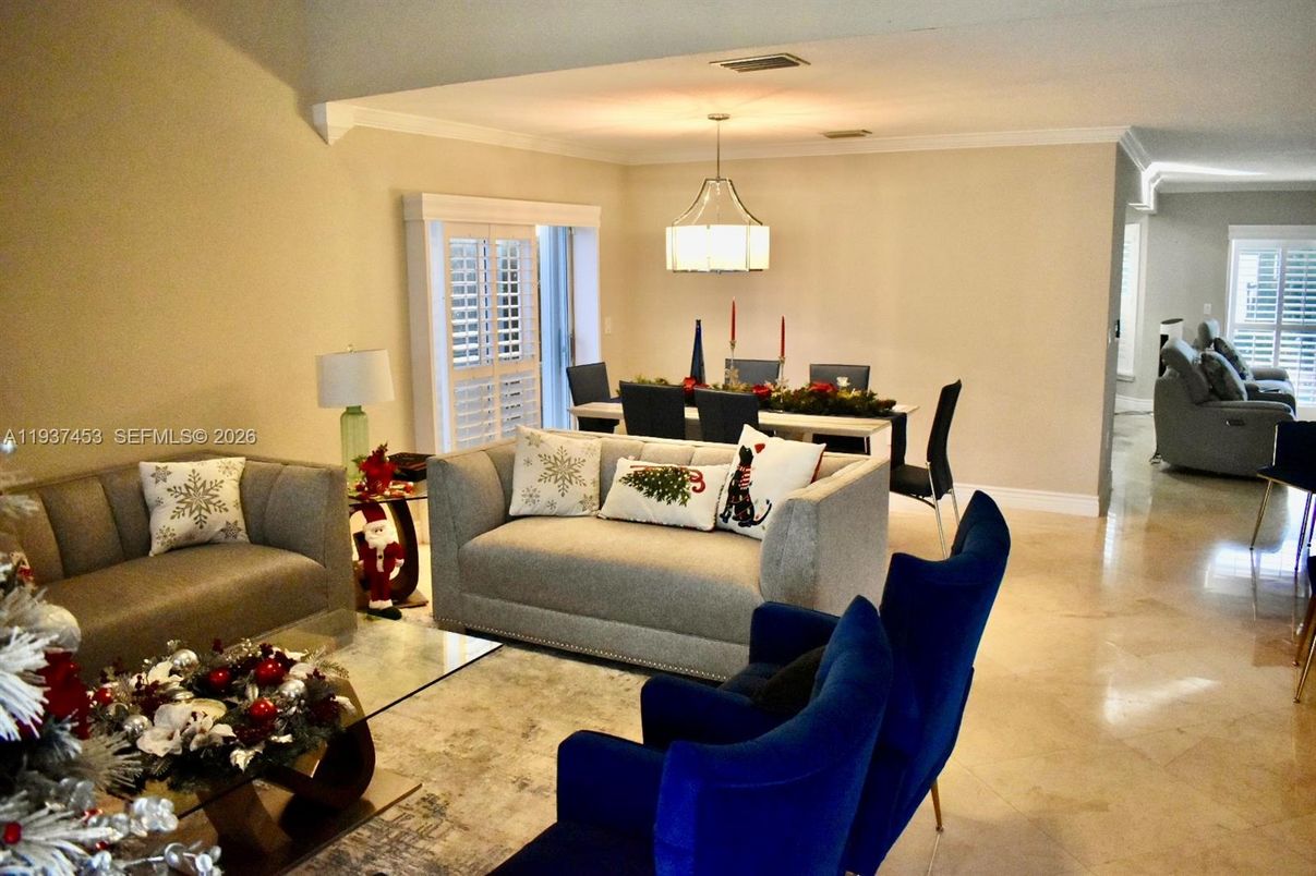 Dining room, Interior, Living room, Pendant Lights