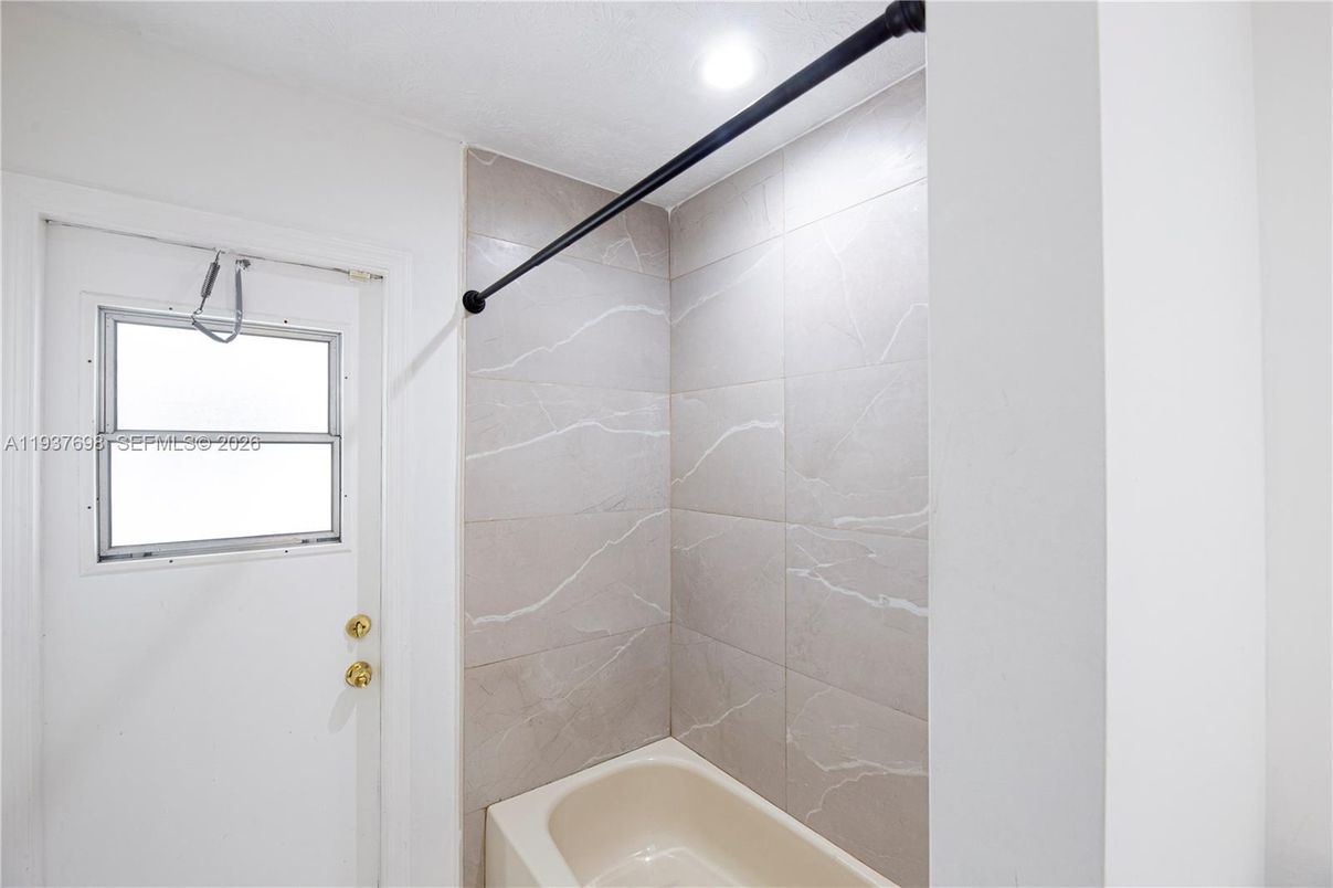 Bathroom, Interior, Marble Walls, Recessed Lighting