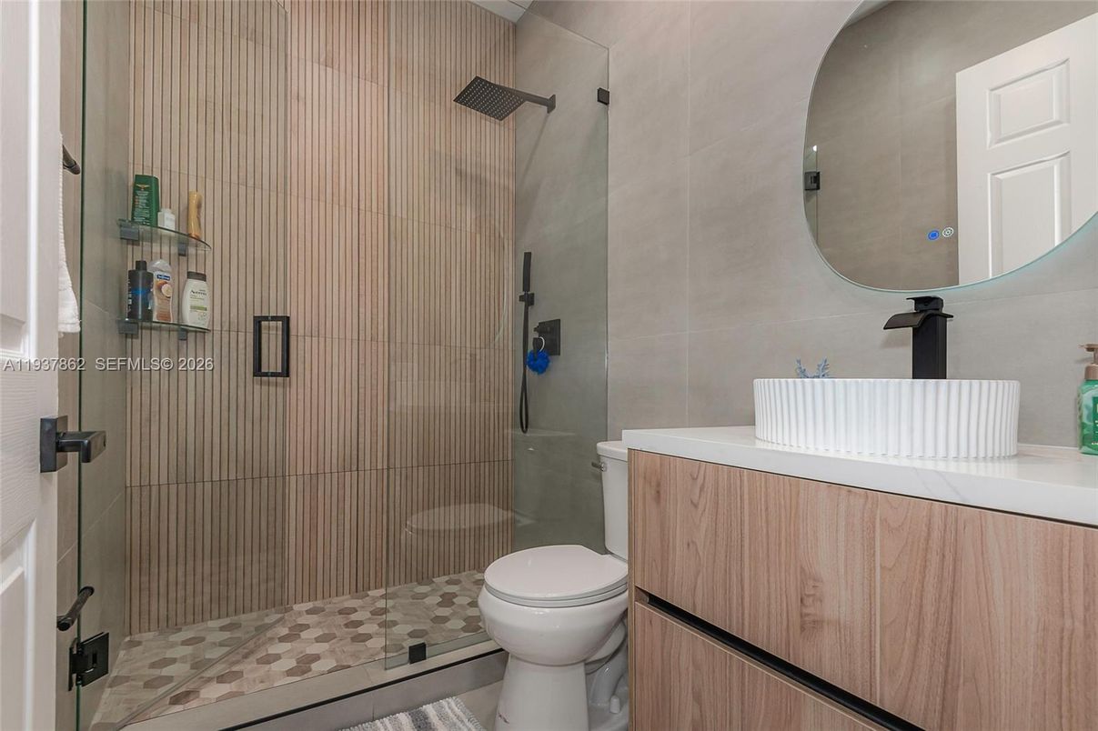 Bathroom, Glass Shower, Interior