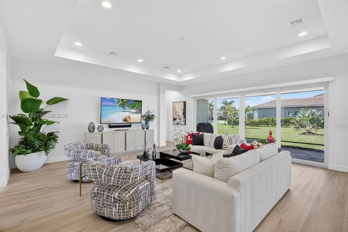 Interior, Living room, Recessed Lighting, Wood Texture Flooring