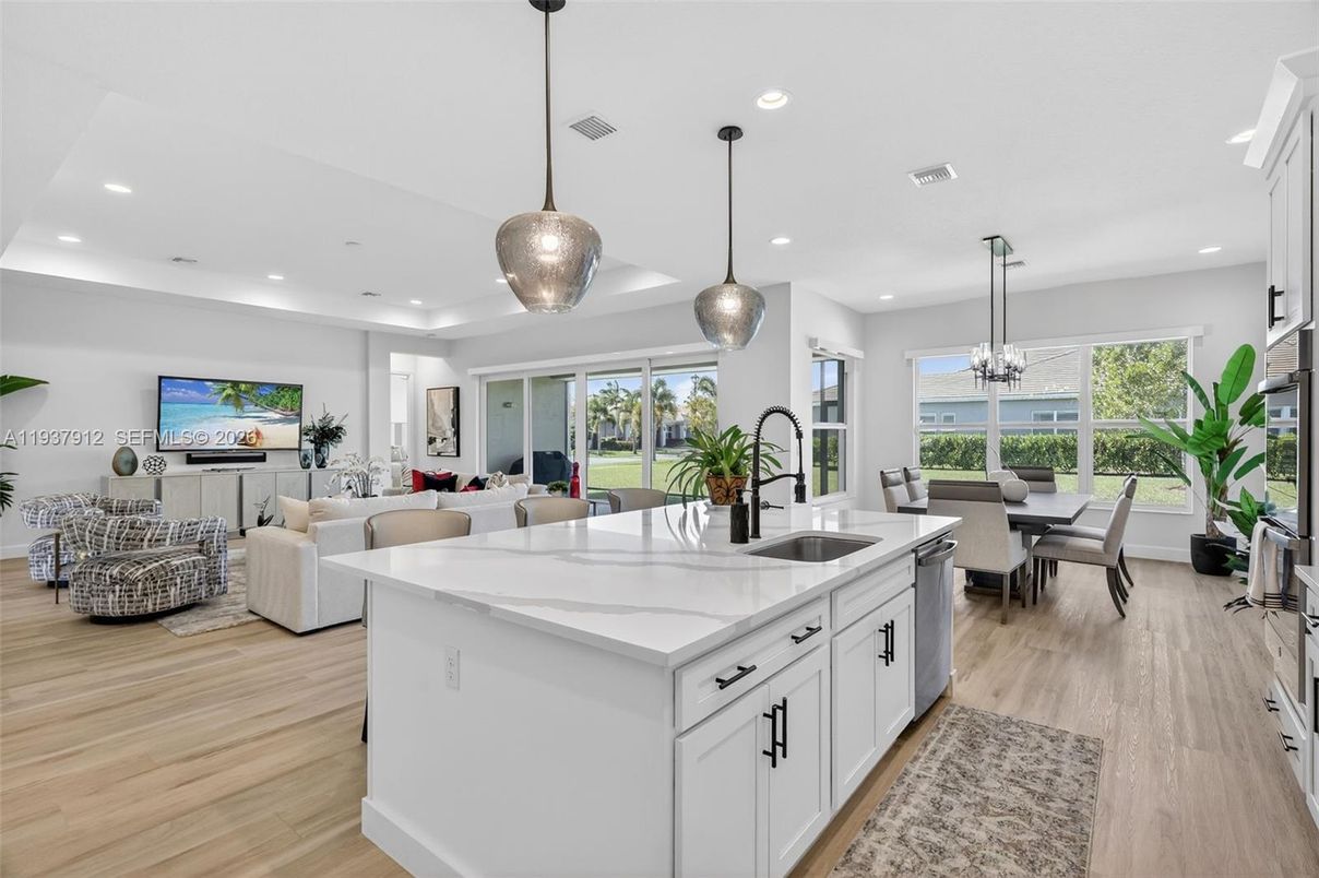 Chandelier, Dining room, Interior, Kitchen, Living room, Pendant Lights, Recessed Lighting, Wood Texture Flooring