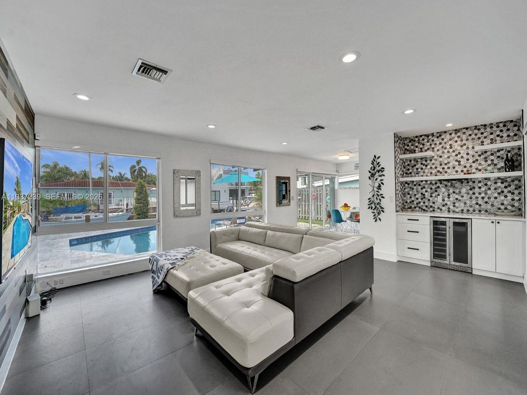 Interior, Living room, Recessed Lighting, Water