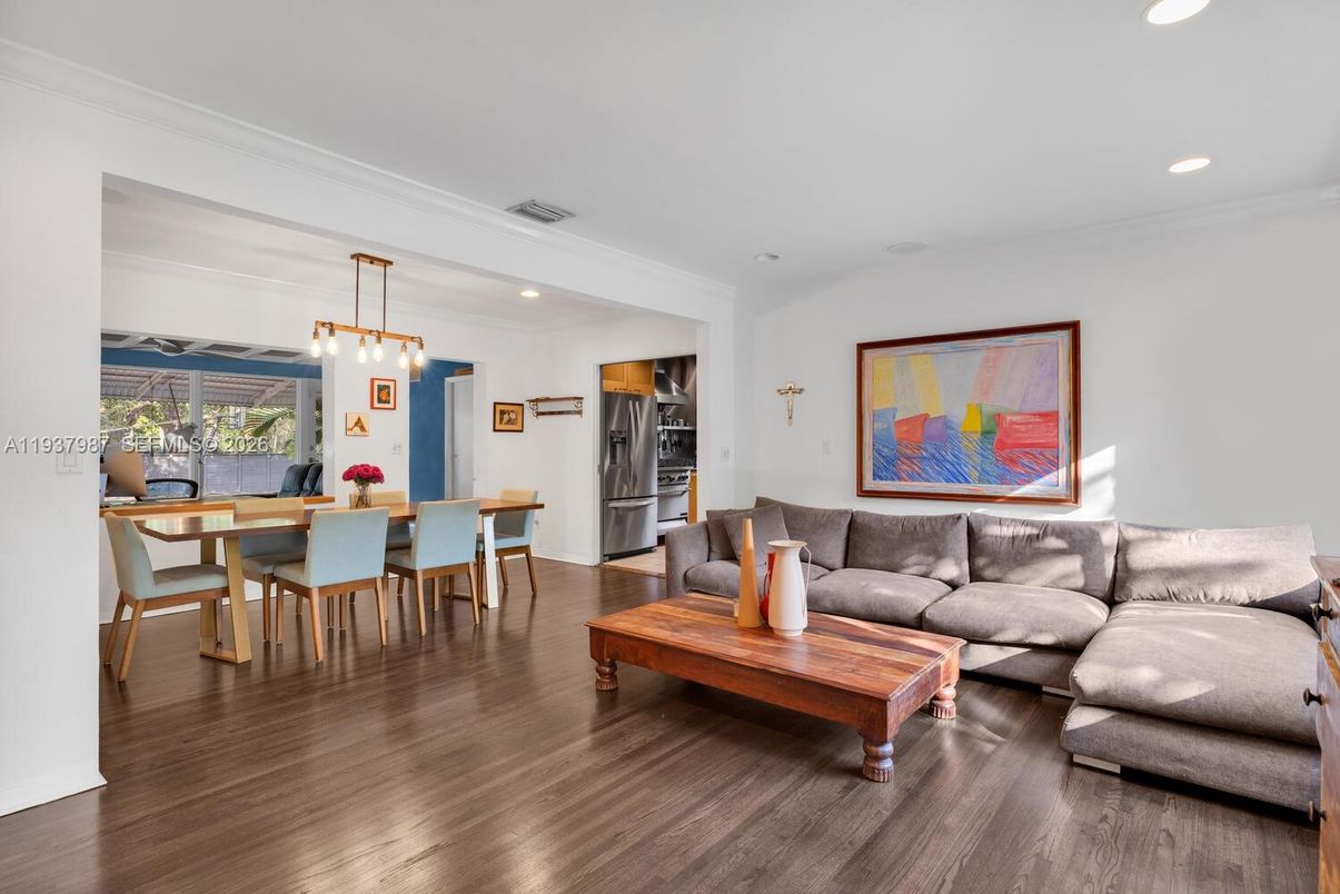 Dining room, Interior, Kitchen, Living room, Pendant Lights, Recessed Lighting, Wood Texture Flooring