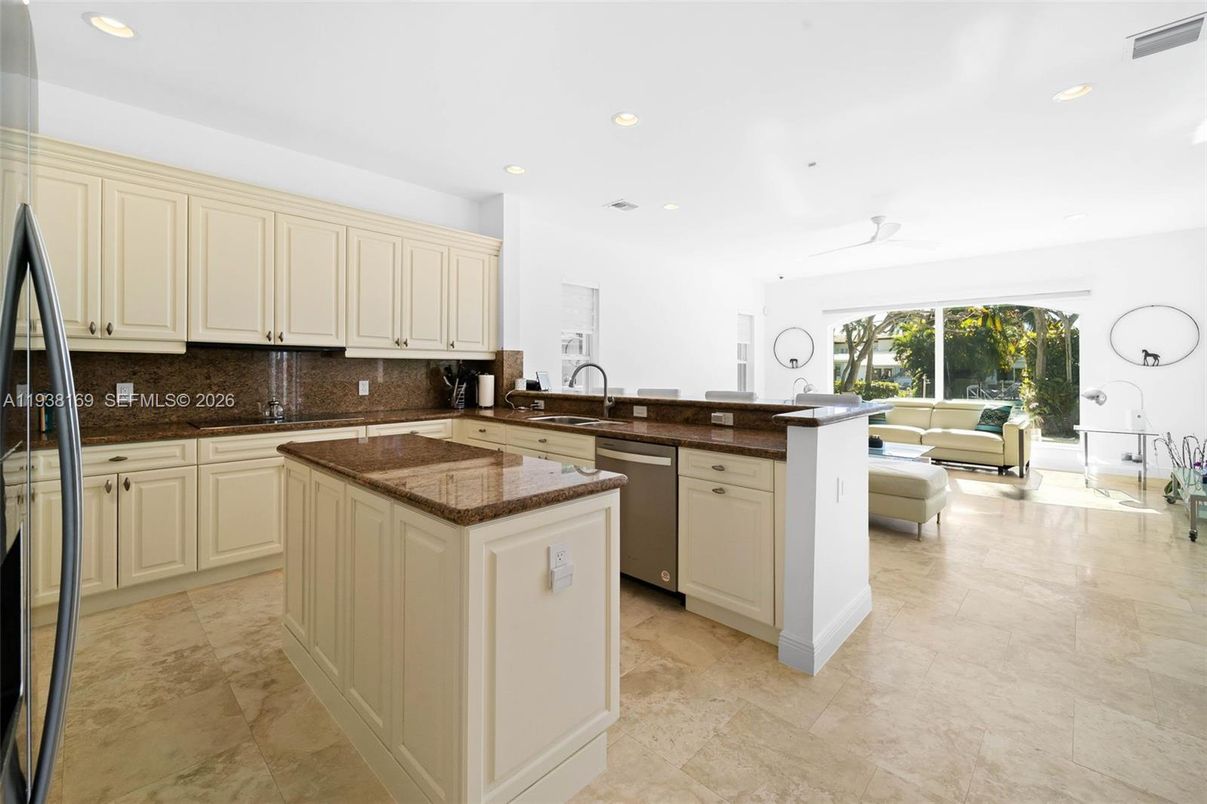 Interior, Kitchen, Living room, Recessed Lighting