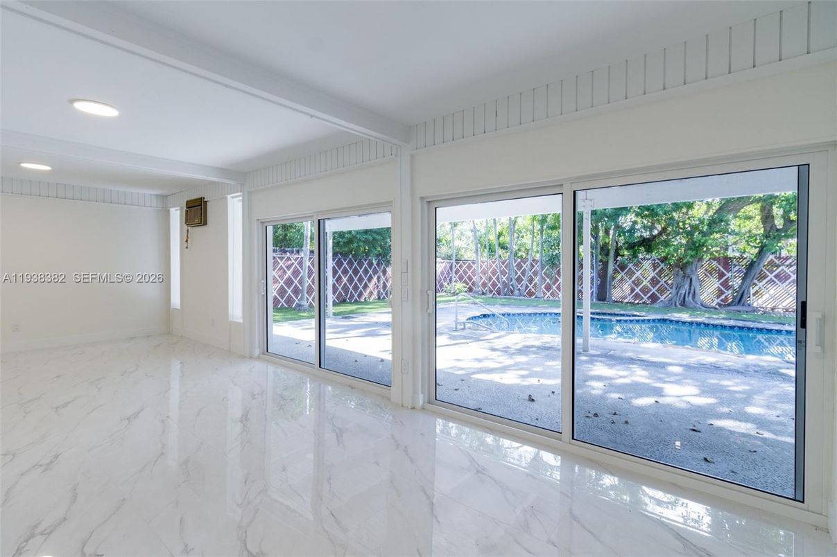 Empty room, Interior, Marble, Recessed Lighting