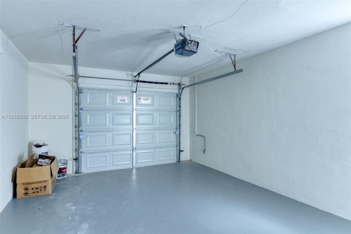 Garage, Interior