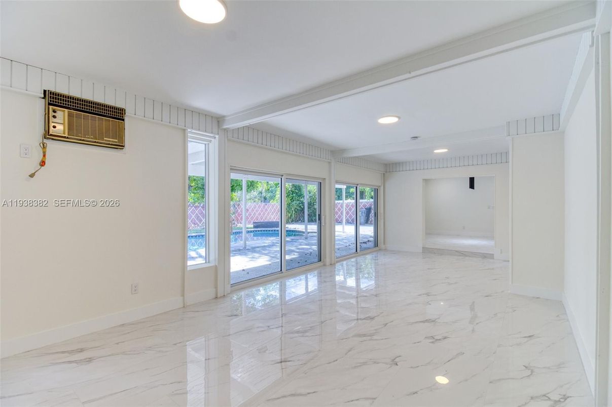 Empty room, Interior, Marble, Recessed Lighting