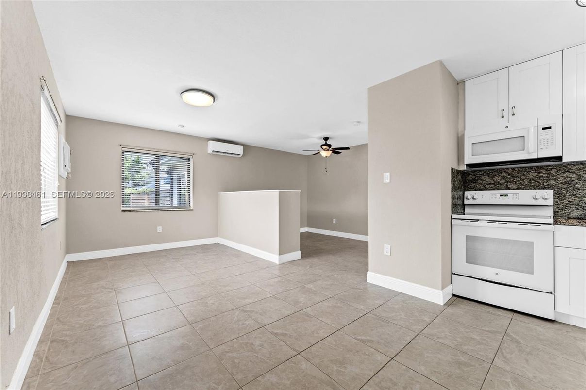 Empty room, Interior, Kitchen