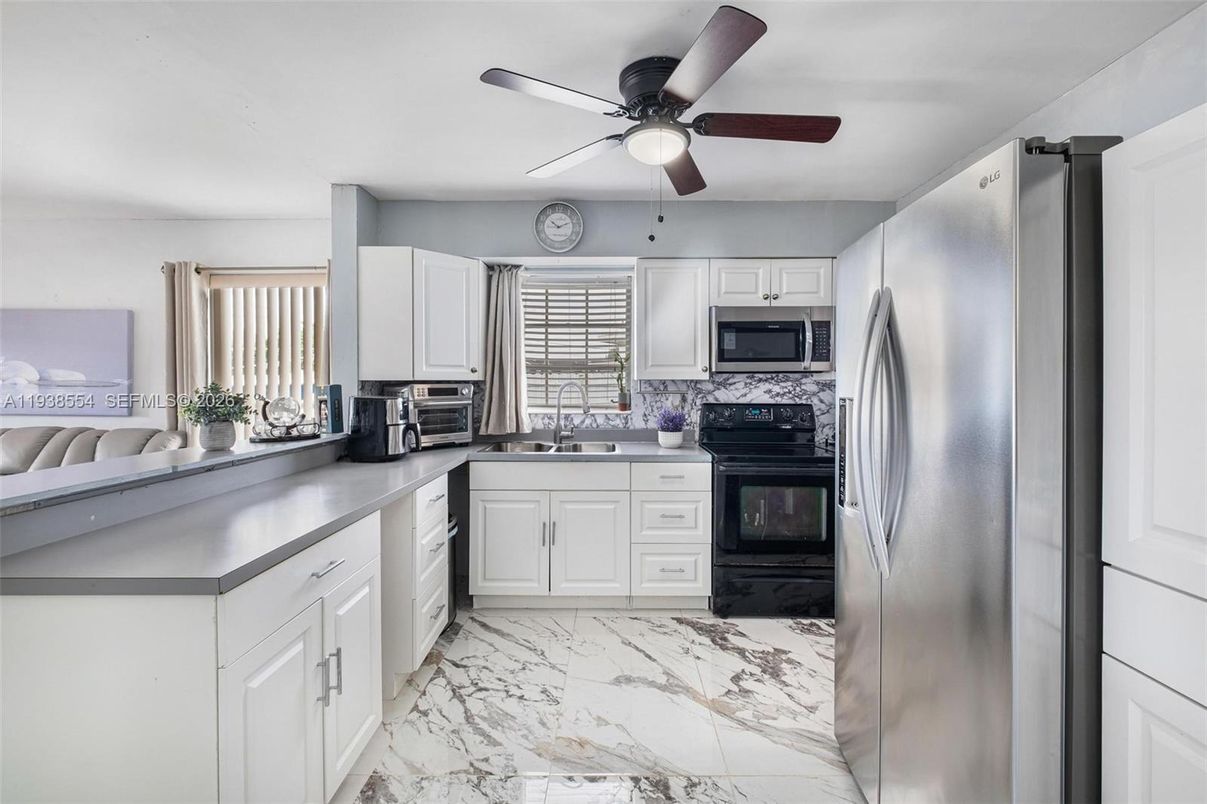 Interior, Kitchen, Marble, Stainless Steel Appliances